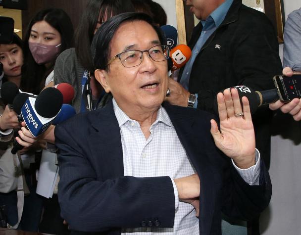 就在今天，台湾地区“前领导人”陈水扁发表声明，6月29日，陈水扁点名喊话赖清
