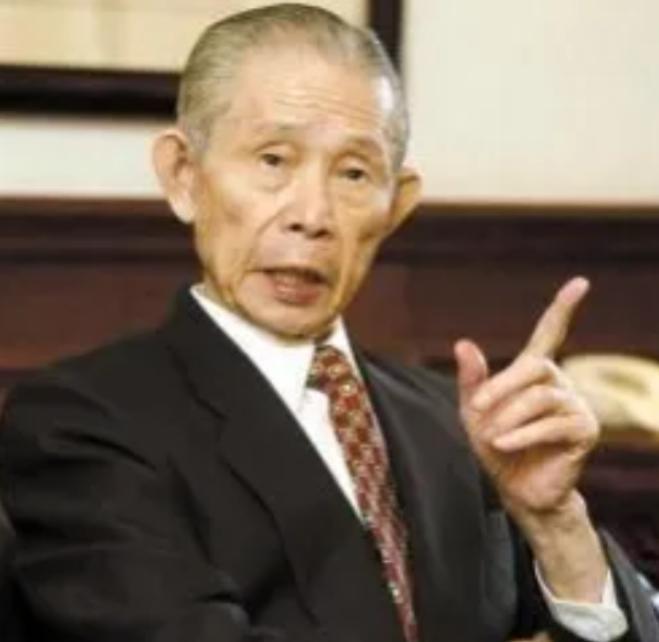 2008年汶川地震发生后，下属问老板王永庆：“捐100万，可以吗？”没想到，王永