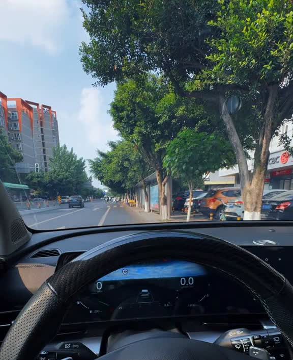 韩系车销量差主要原因就是不营销。之前我说过韩系车在国内的销量不好，卖的就是个