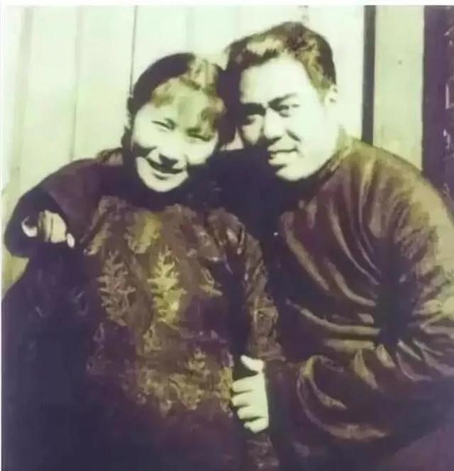 1941年6月，国军少将陈中柱战死后，头颅被日军割下带走。意外的是，他怀孕的妻子