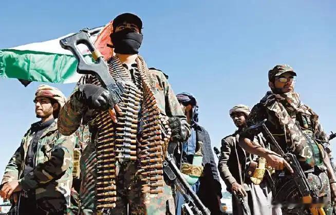 胡塞武装这波操作属实有点“欺软怕硬”的意思，把联合国工作人员扣到55人，还扯着“