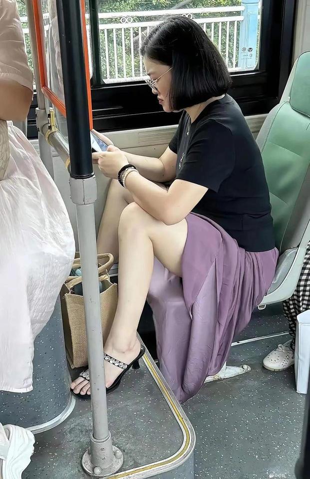 我觉得穿裙子确实很显气质