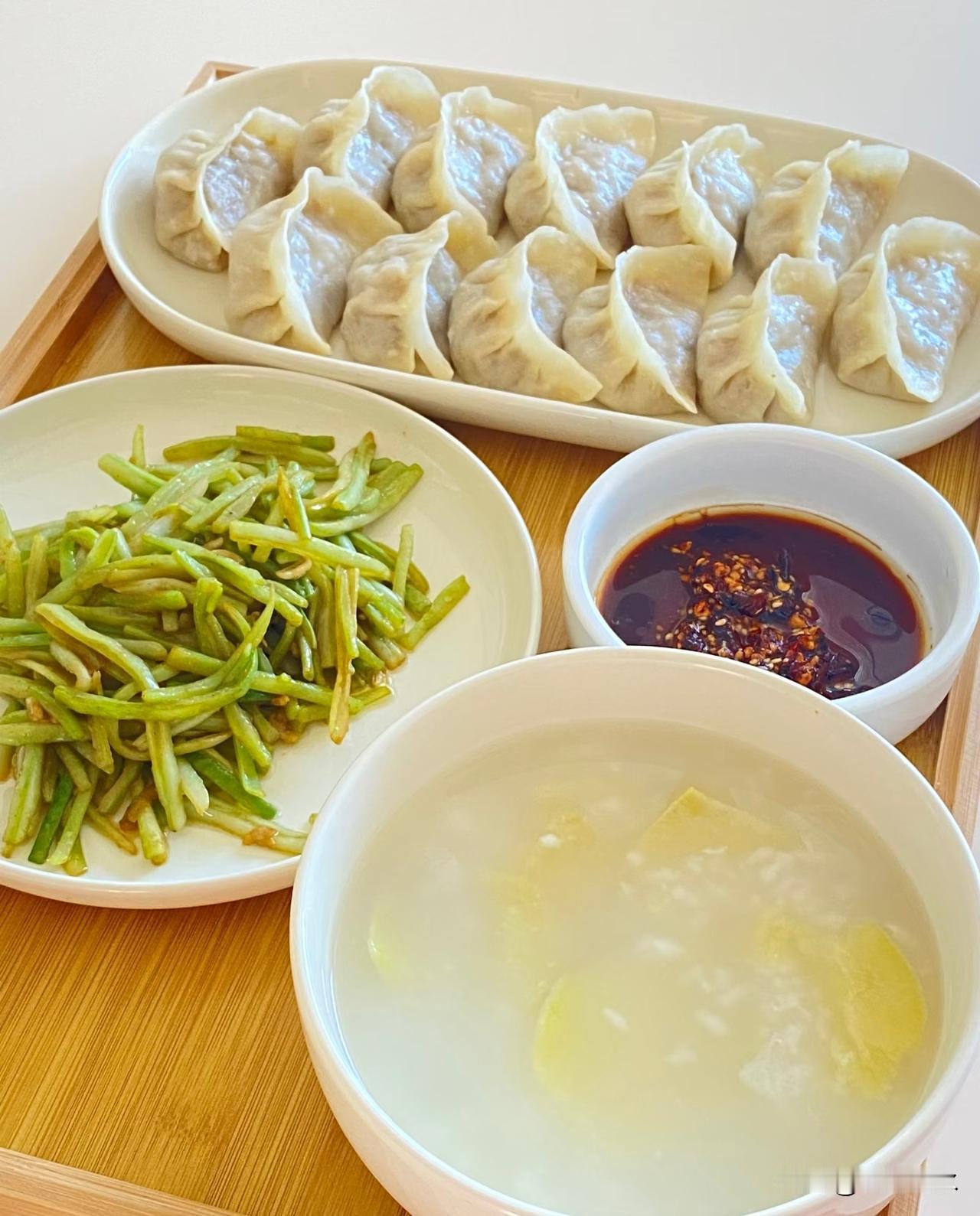 婆婆来我家住了三天，走之前在冰箱上贴了张纸条，我看完哭了结婚六年，婆婆第一