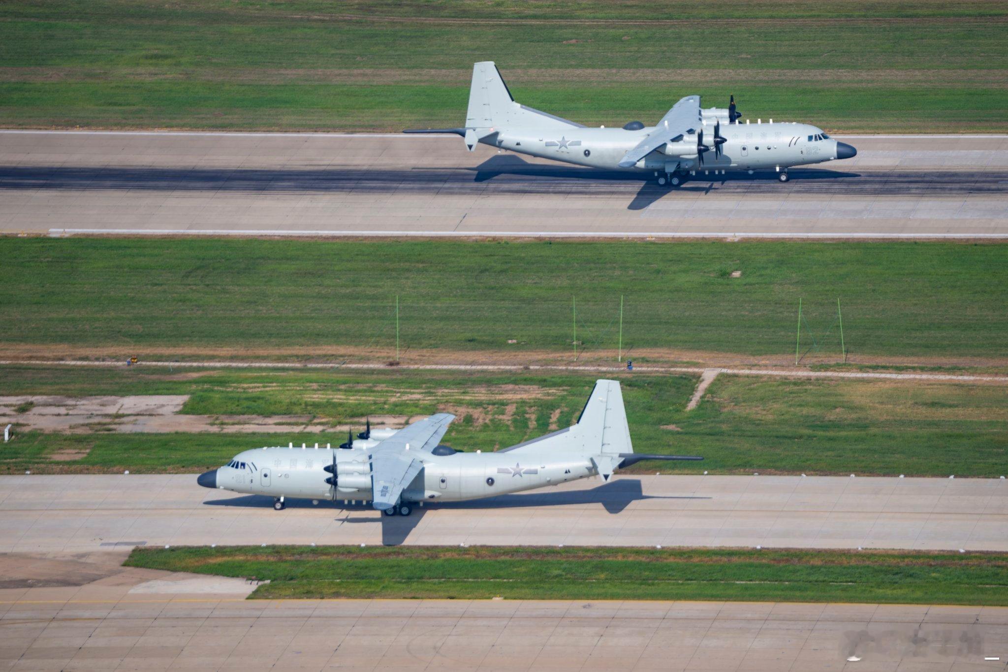 参加九三阅兵的五型舰载机：歼-15DH、歼-15DT、歼-35、歼-15T、KJ