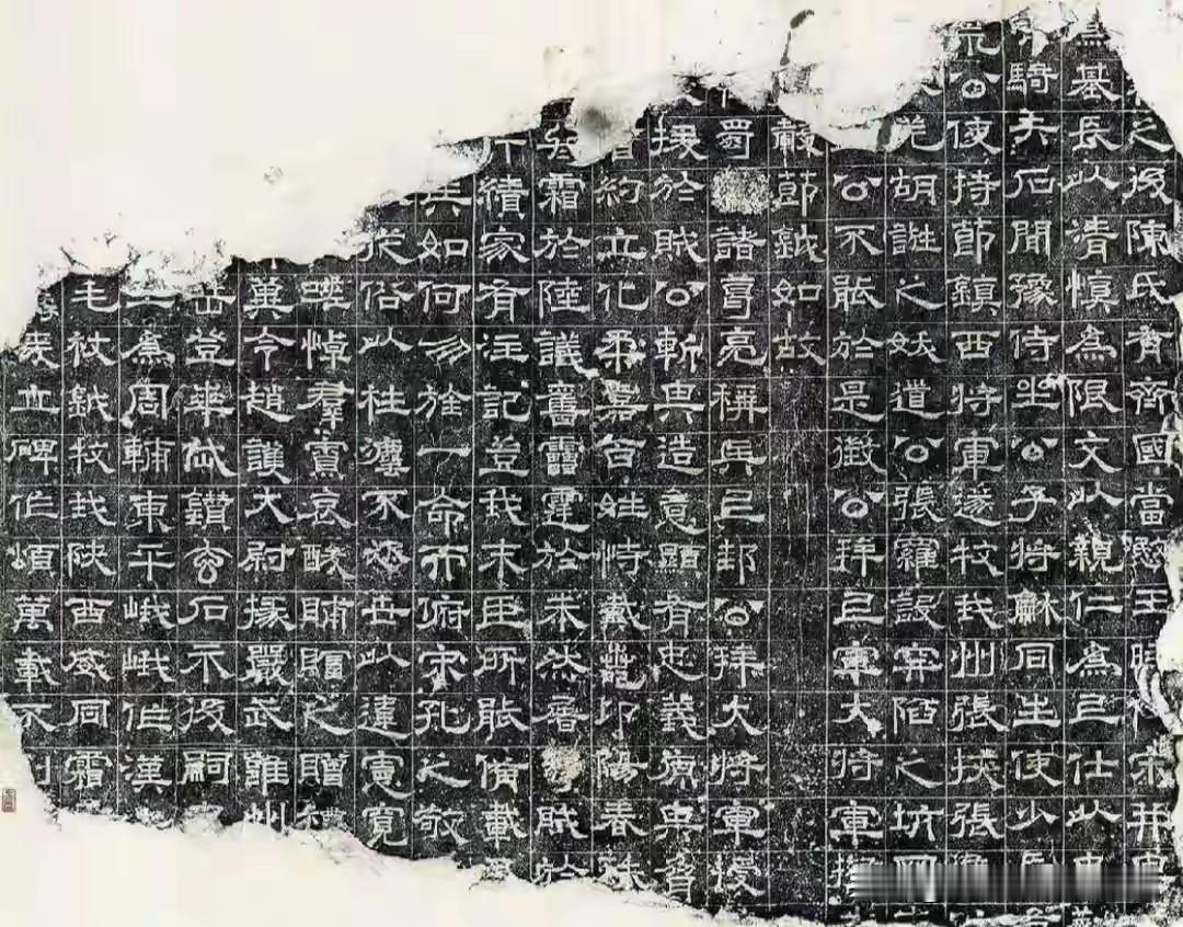三国谁最火？诸葛亮。你说火到什么程度？连几百年后清朝的普通老百姓，看见有人骂