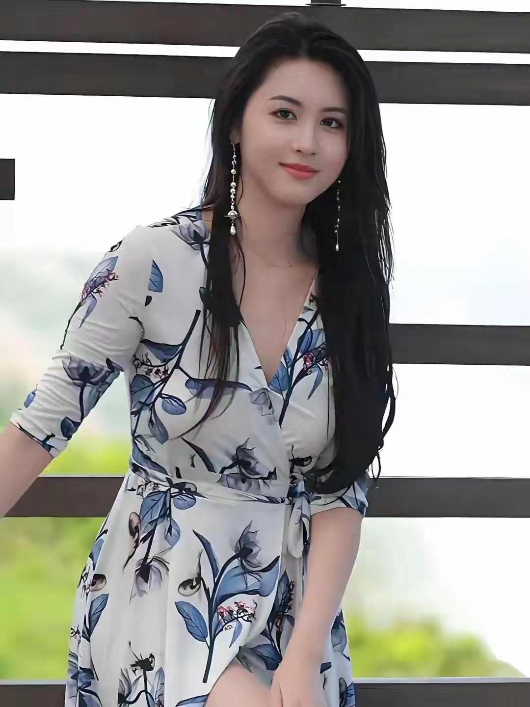 给自己一句话，你会说什么健康的身体，幸福的家庭，把生我的人孝顺好，把我生的养大。
