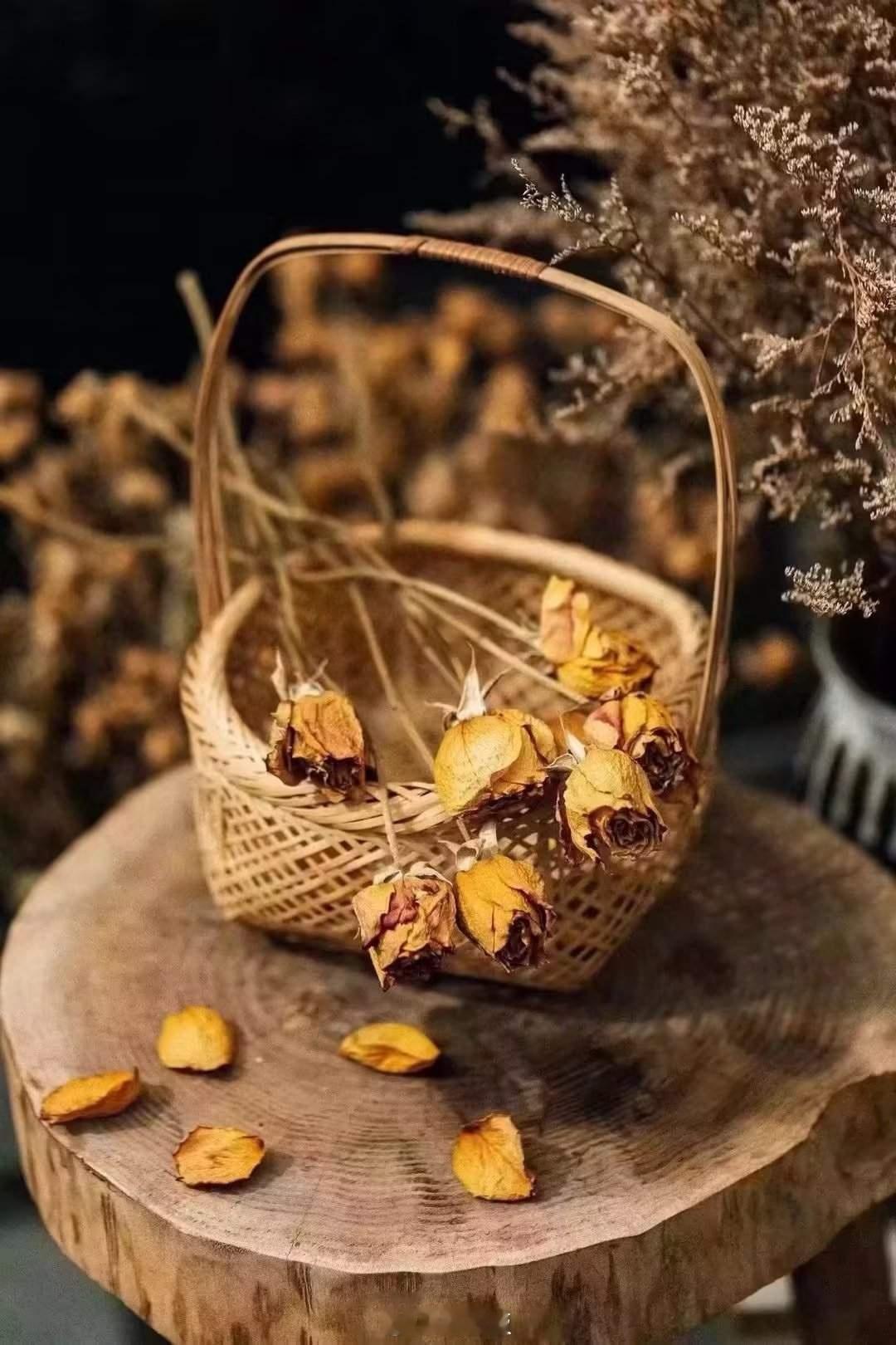 一位财经大佬说：“你有没有发现，每次金融危机过后，都是富人财富暴涨，中产一夜返贫