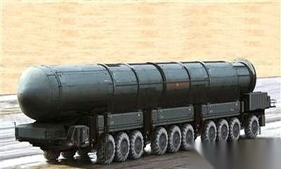 俄罗斯那个200吨的大家伙，“萨尔马特”，又上天了。一枚弹头，据说顶1600颗
