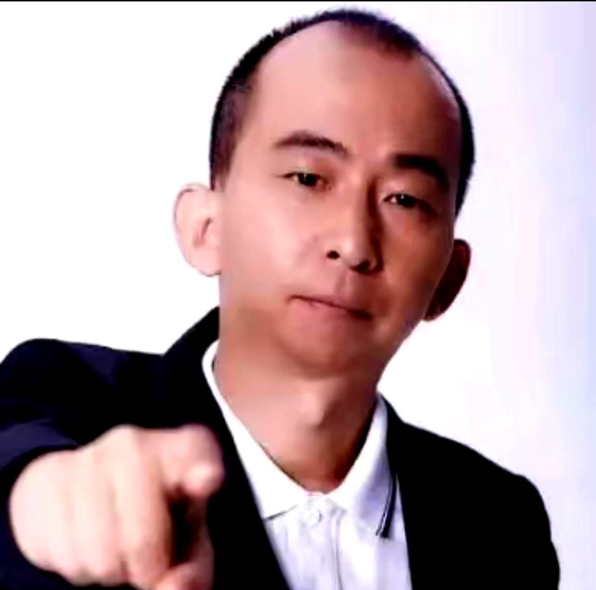 巨兴茂的故事要是放在现在，估计能直接冲上热搜第一！当年那个揣着初中毕业证就敢闯