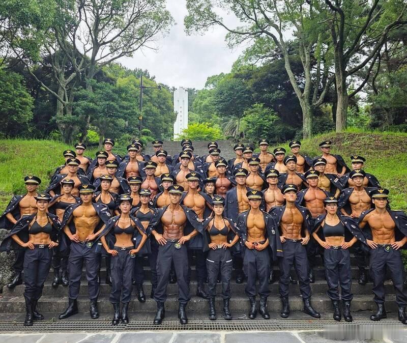 150人竞争入选！韩国2027“健身警察日历”启动拍摄公益项目再升级海外新鲜事