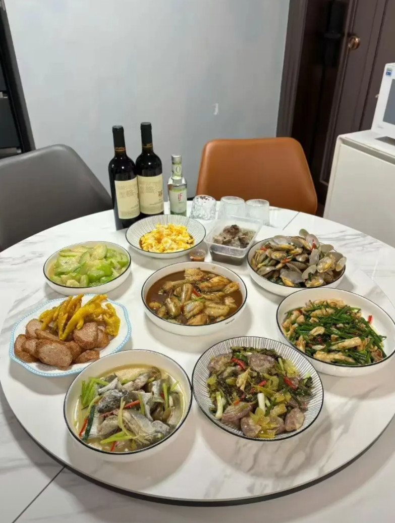 私人小会，这一桌应该可以了吧