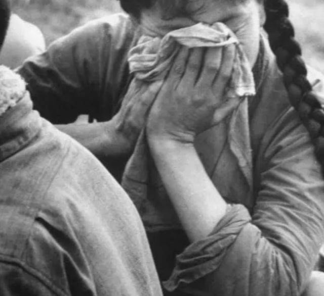 1975年，她用4.5万公款包养了7个情夫，然而，整整十年，竟然没有一个人发现，