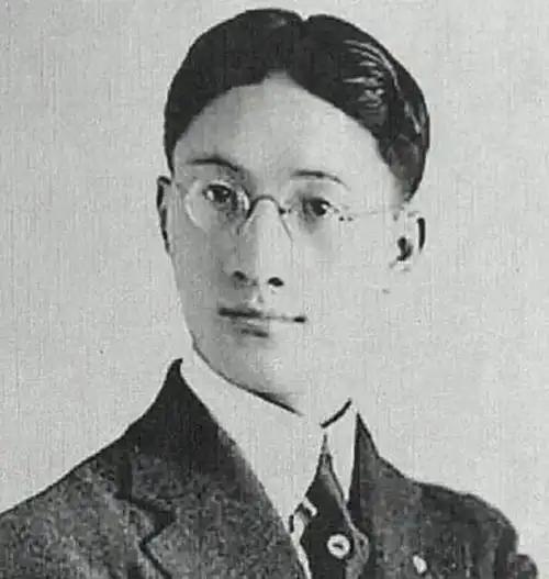 1931年11月19日，徐志摩搭乘的飞机失事爆炸，一代风流才子永远定格在了35岁