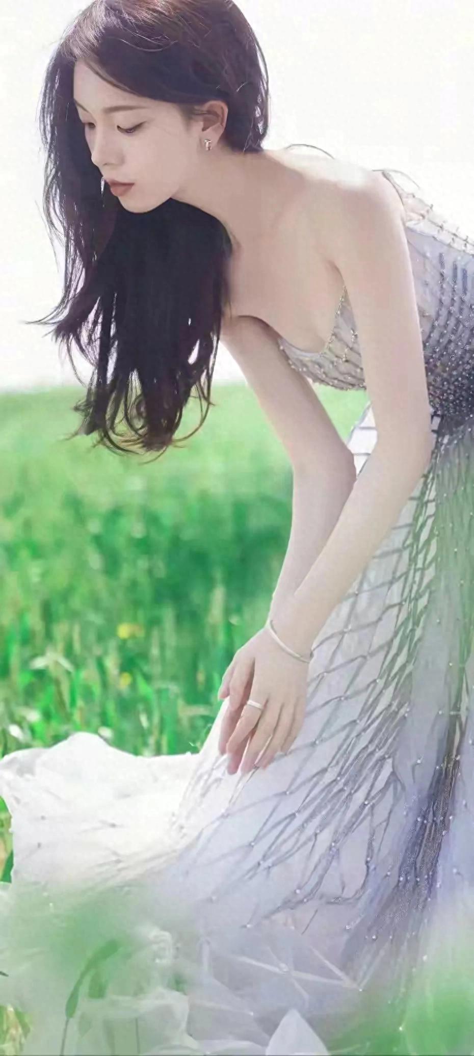 陈瑶果然紫色最有韵味