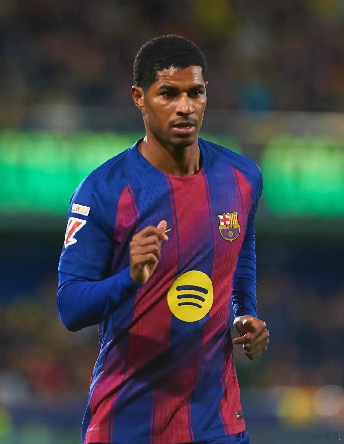 曼联点头了，拉什福德这回真要长留巴萨。4500万欧的买断条款已上桌，巴萨技术部门