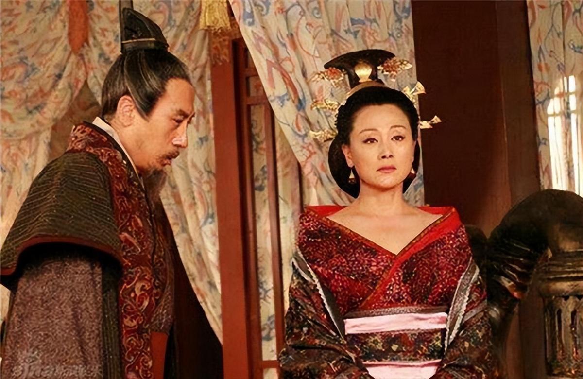刘邦死后，他的长子、齐王刘肥进宫撞见吕后的女儿鲁元公主，下跪高呼：“娘，最近身体