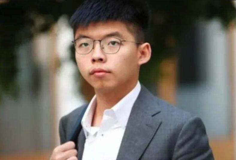 我最近对着时间线算了一下，黄之锋1996年出生，24岁时就进去了，就在9月2日，