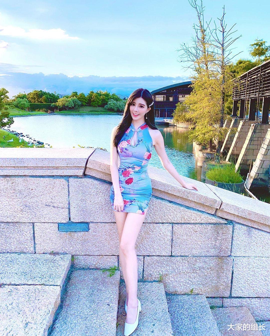 笑话：一男子结婚不久，出差到黑龙江，冻的浑身直哆嗦，路过一家服装店，门口贴着貂皮