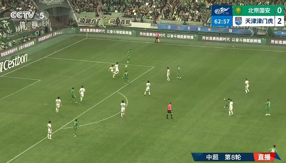 国安队：我是送温暖大使，不装了！本来赛季初球迷们还指望国安队的状态在超级杯