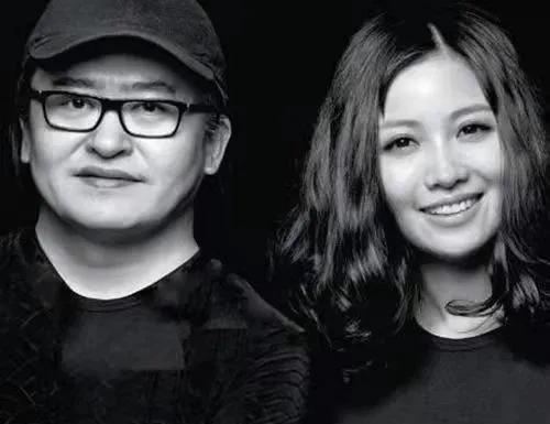 2019年，《歌手》总决赛上，刘欢夺得这一季歌王的桂冠。众人不解，以刘欢在当今歌