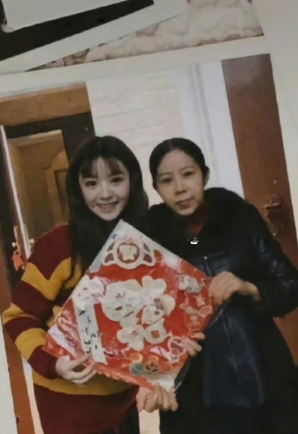 田曦薇算不算中了基因彩票？父母颜值普普通通，却生出这么出挑的长相。