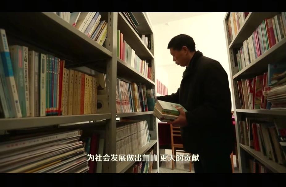 刚看到樊振东父亲的履历难怪樊振东那么优秀一直以为小胖是靠苦练出来的“暴力熊猫