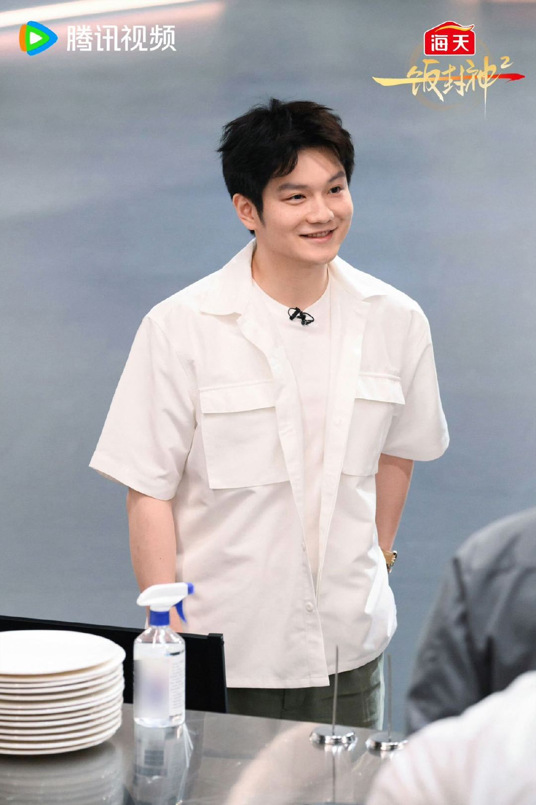 #樊振东看黎子安的眼神##一饭封神#樊振东和黎子安同框也太像欢乐同桌了😂录节目凑在一起偷偷说悄悄话
