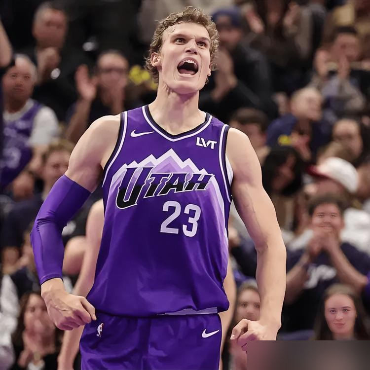 NBA最冷血的交易吸血鬼，这回终于被自己的贪婪活活憋死了。丹尼·安吉，出了名的屠夫。当年甩卖加内特榨