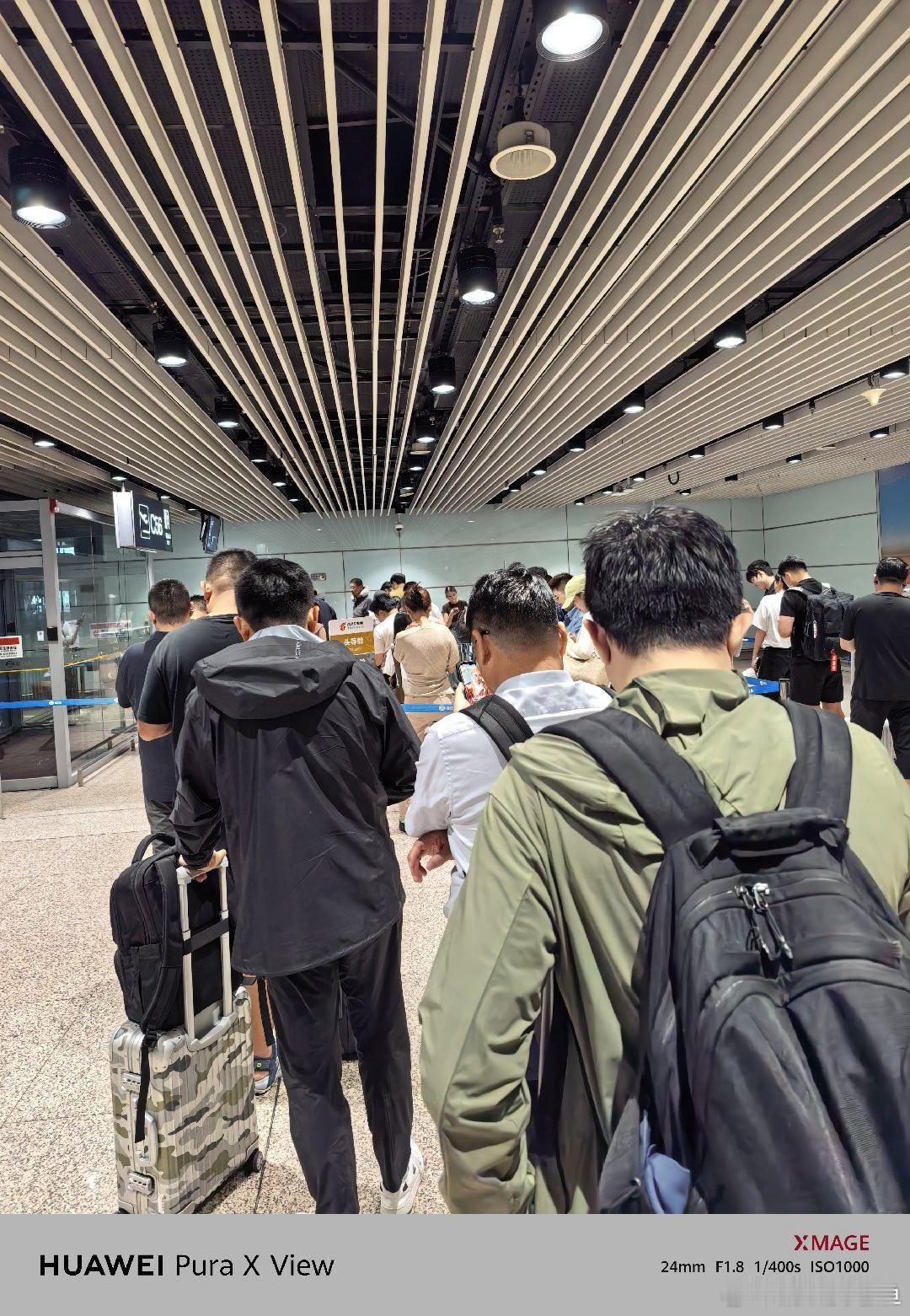 开始一天飞一个城市的旅程了​​​