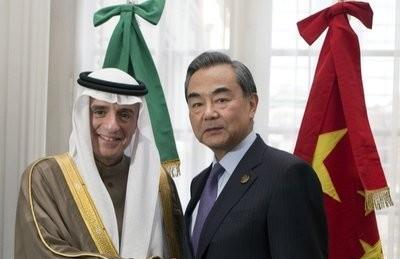 为什么沙特富得油流，却从没有国家去打沙特的主意呢？原因很简单，因为沙特太有钱了，