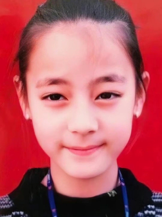 我家满分女小时候依旧满分