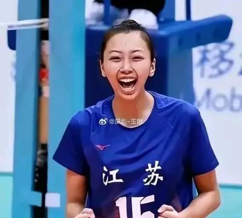 一山难容二虎！江苏女排主力二传孙燕，有可能因赖亚文、赵勇力保国家队主力二传张子萱