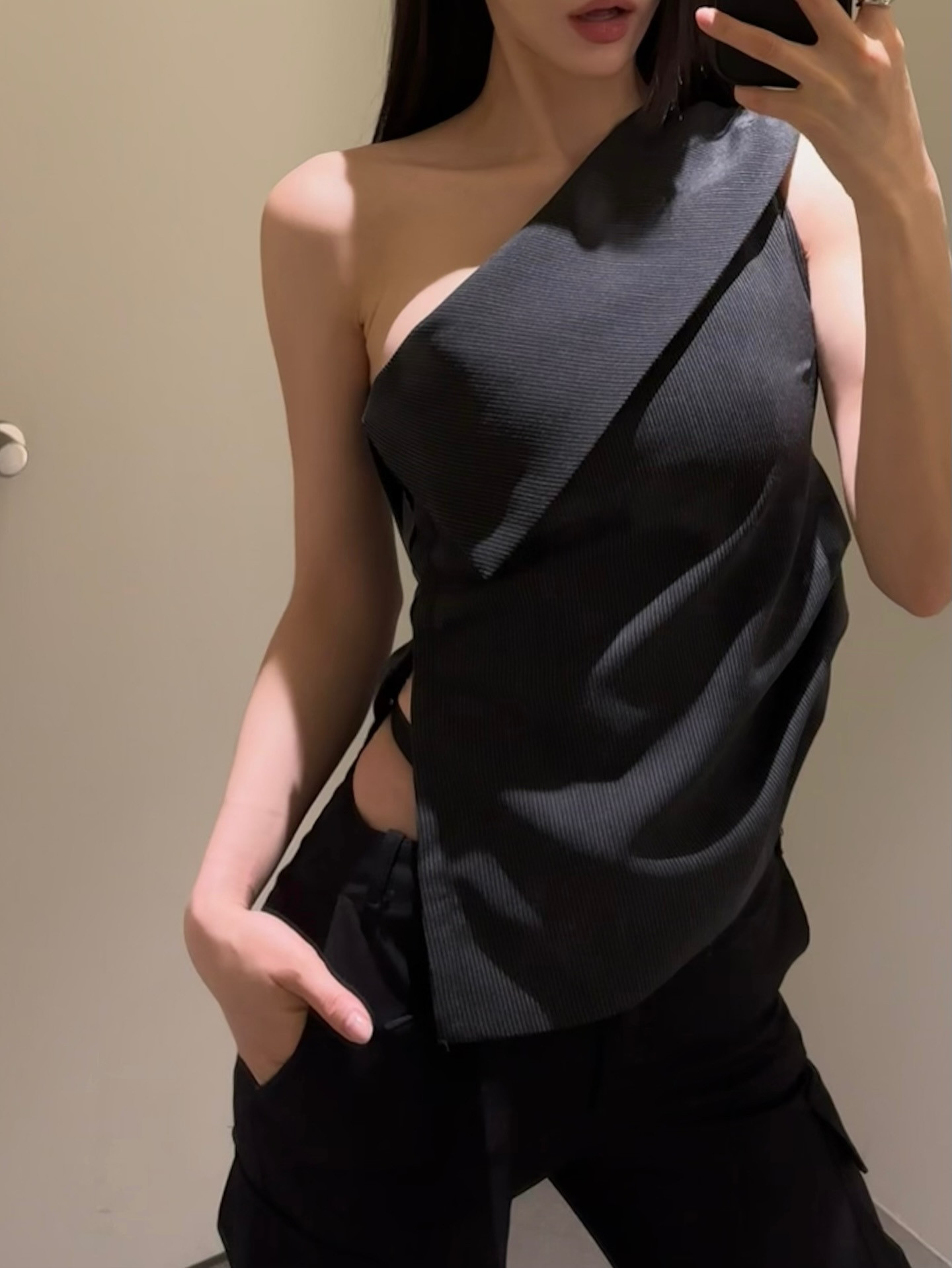 INS孙允珠孙允珠