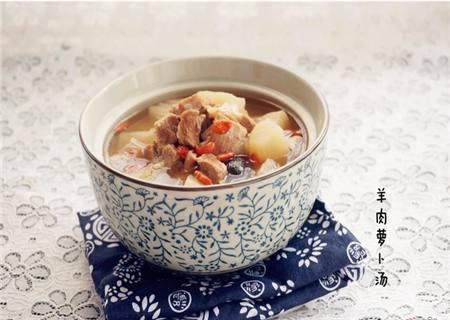 冷天来一锅这样的羊肉汤, 做法很简单, 滋补又养胃, 整个人暖暖的