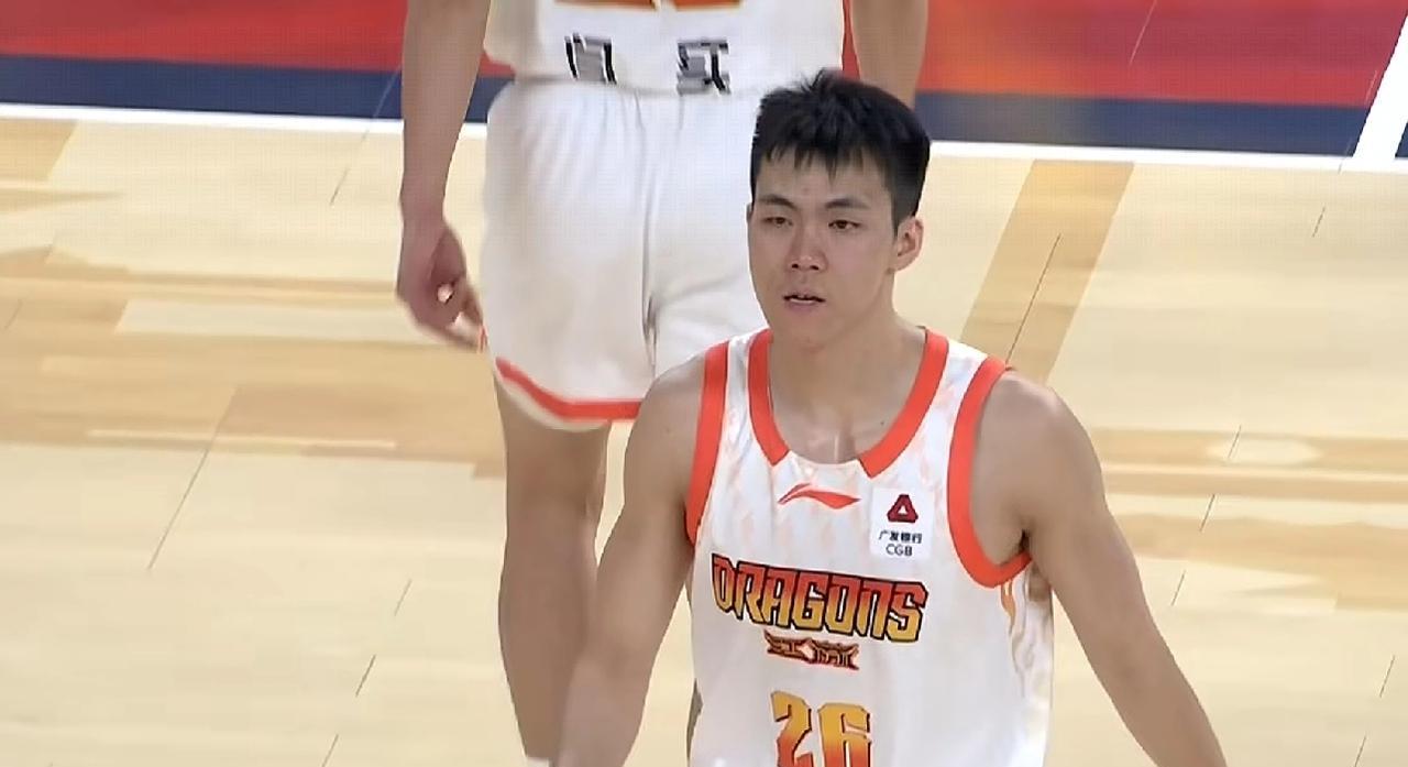 庞峥麟稳健，蒋浩然爆发，肯帝亚三分失准，江苏客场负山西CBA常规赛，江苏肯帝亚