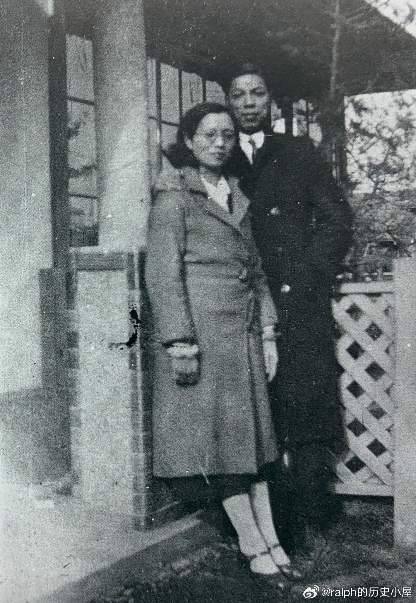 1933年沙文汉和陈修良在日本寓所，他们1933年1月到达日本东京，1935年9