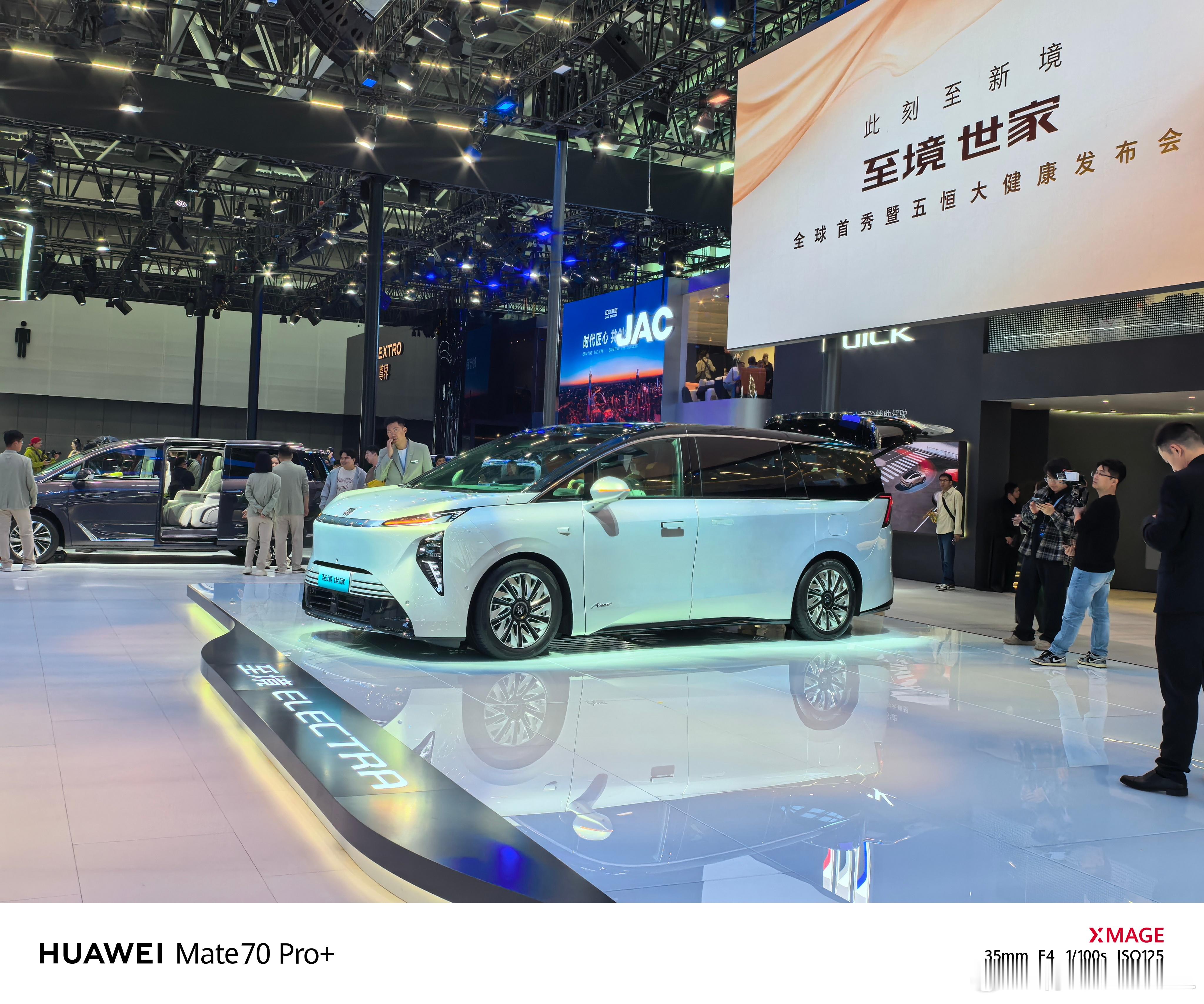 别克的至境世家该怎么评价？四驱GL8吗？好像不太对，世家并不是只比GL8多了四驱