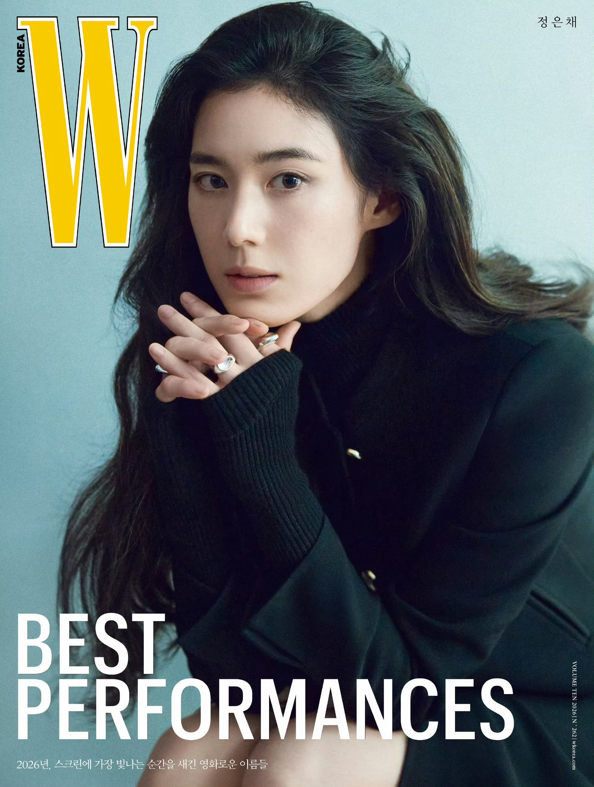 郑恩彩xWKoreaOctober2026，韩版W十月刊迎来郑恩彩