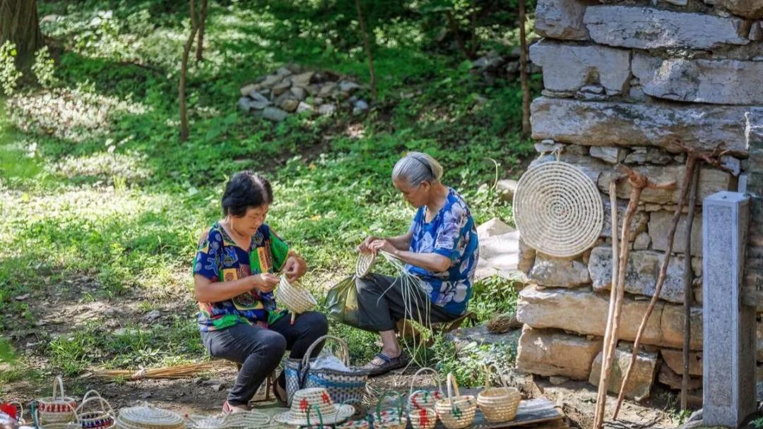 月子里我和婆婆吵架, 婆婆摔门回了老家