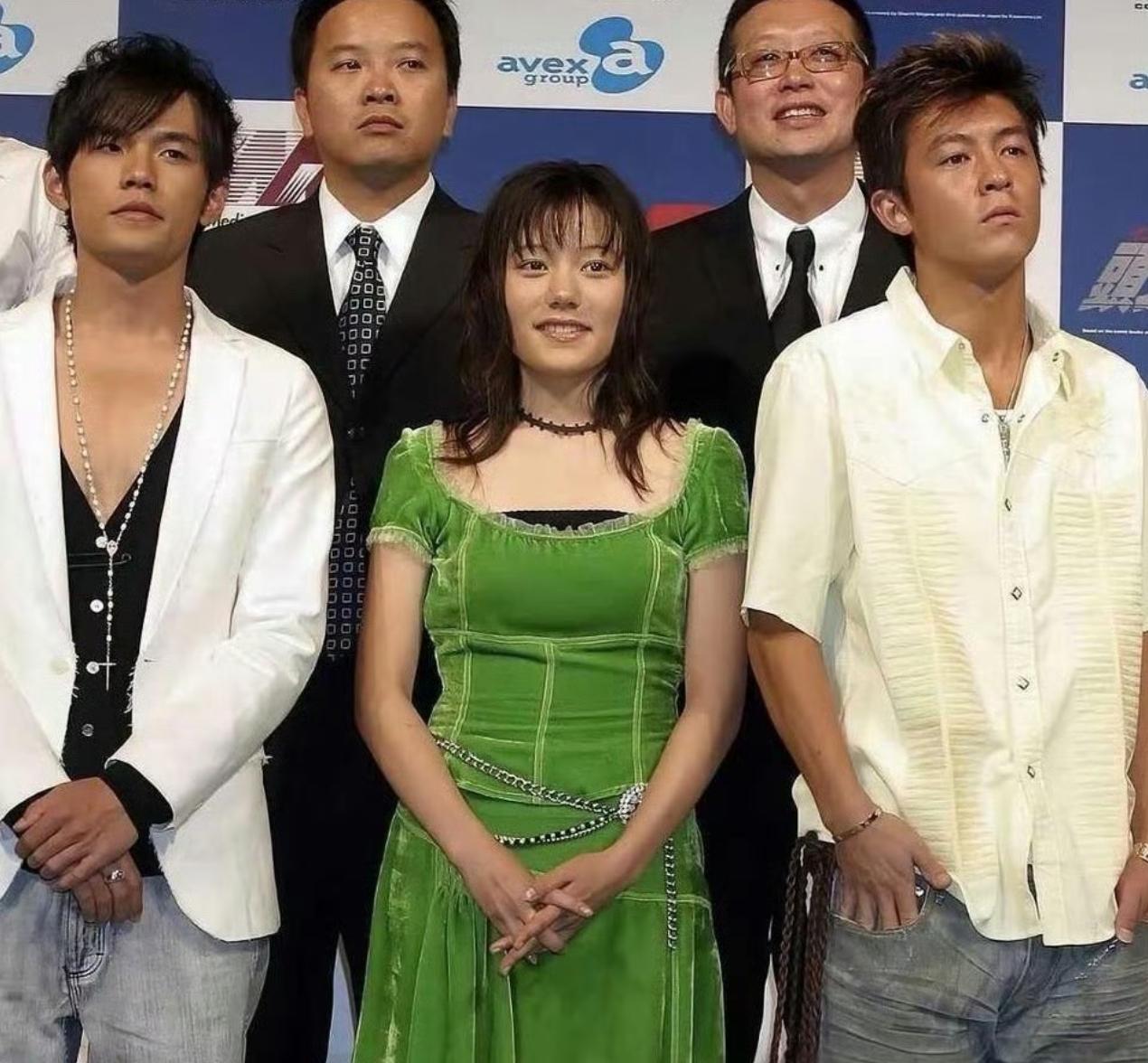 陈冠希为什么这么不屑，他和周杰伦是有什么恩怨仇恨吗？​​​