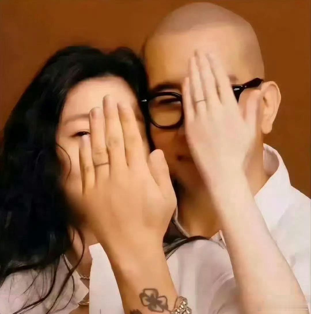 曝具俊晔被赶出大S豪宅但许雅钧那边马上跳出来辟谣，说他妹妹根本没参与起草什么协议