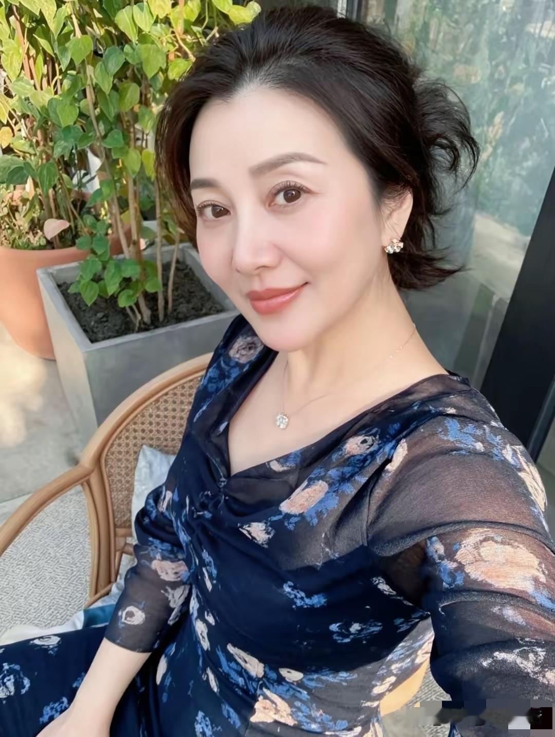 聪明的女人是不会离婚的即使到了离婚的那一步也是男方提出来谁提离婚就是最亏的