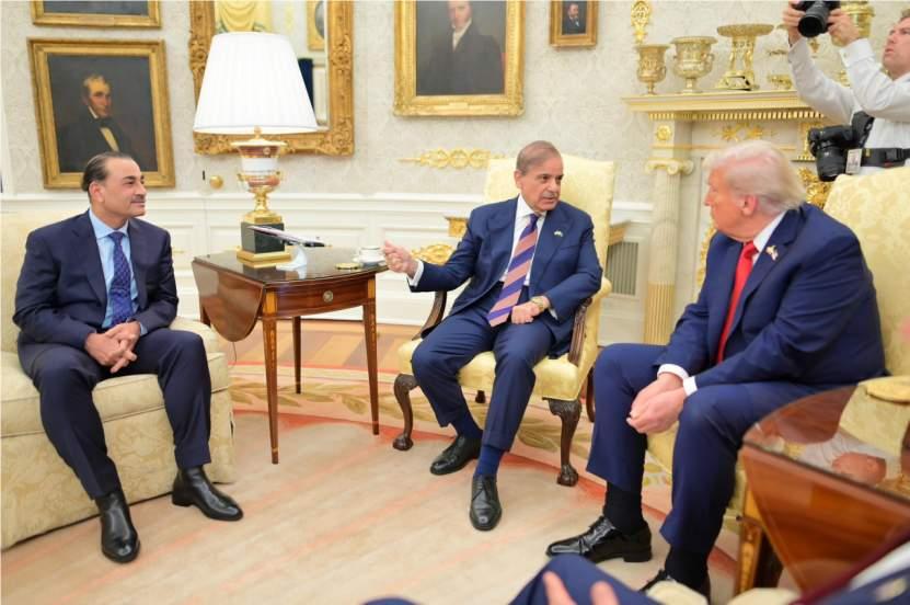 巴基斯坦强硬出击,塔利班危在旦夕!中国暗中受益,战争一触即发!🔥巴阿边境