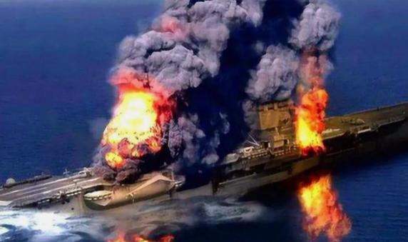 深夜突发！美军航母遇袭伊朗这次来真的了，连高超音速导弹都拿出来了。3月1