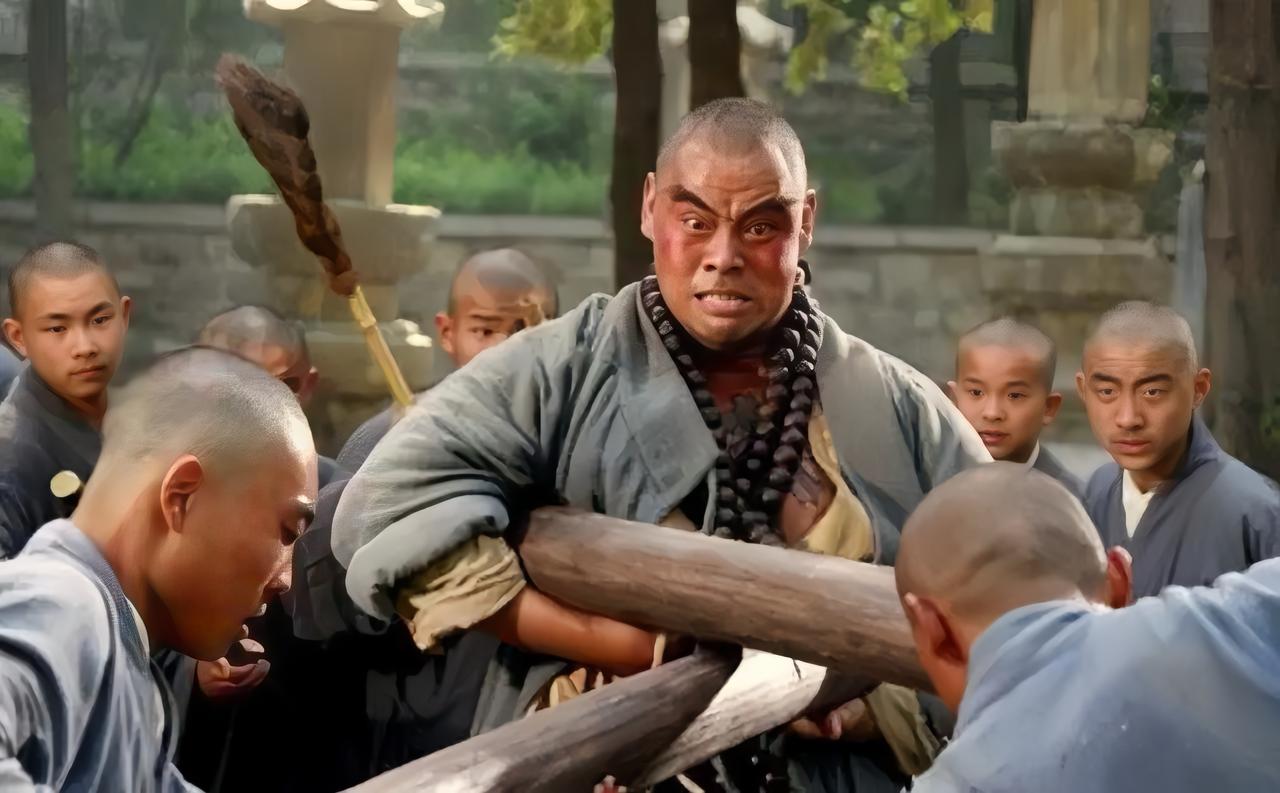 释永信事件以前，我看《水浒传》，经常性觉得作者施耐庵对和尚太不客气了。我初中时候