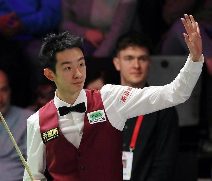 一黑到底，含金量十足，吴宜泽10-6力克希金斯夺首冠！2025斯诺