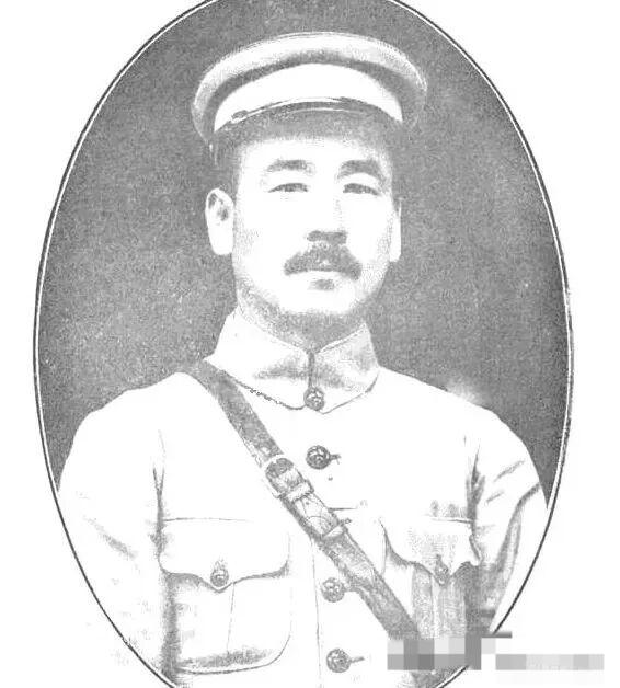 绥远省历任省主席变迁说明：1928年之前为绥远特别区，长官叫都统；1929