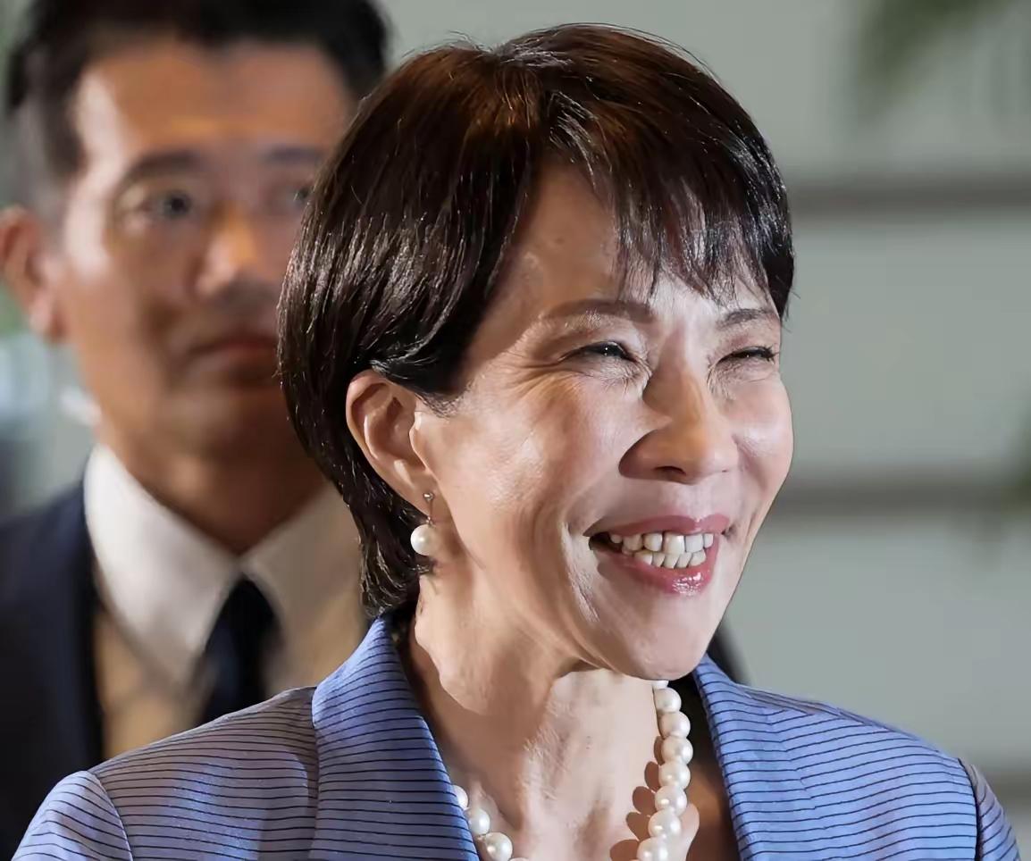 高市早苗的话，像一根火柴，丢进了历史的火药桶。她以为自己玩的是政治秀，却不知点燃