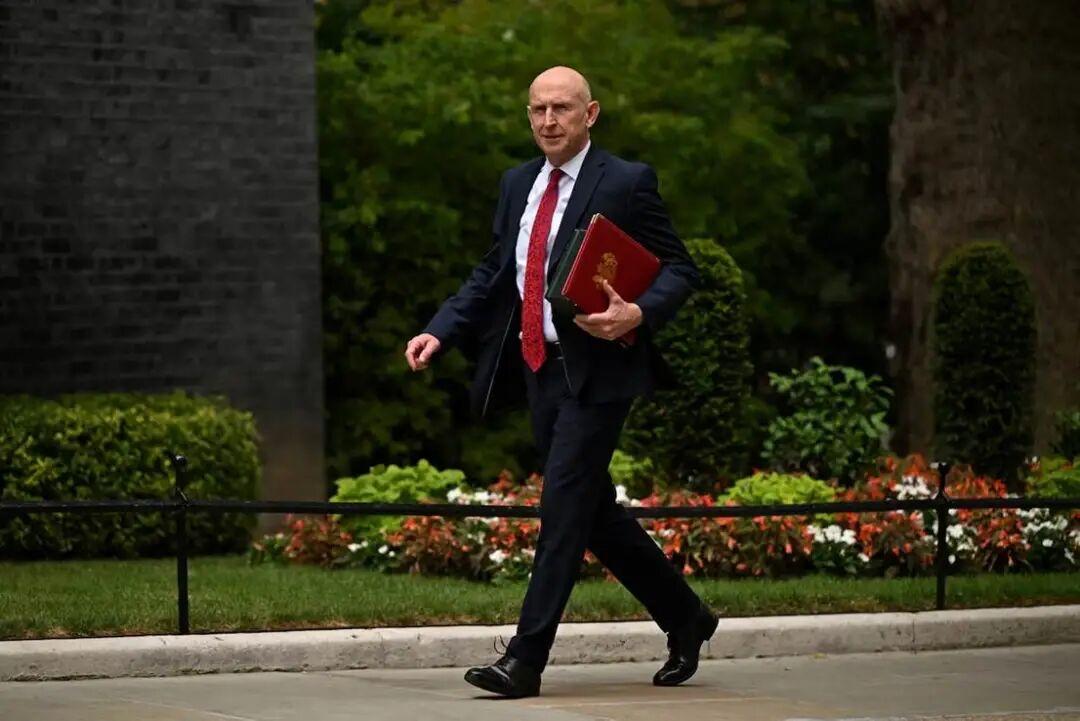 英国财政大臣约翰·希利本周将首次出席国际货币基金组织年会，他将在与各国财长会晤时