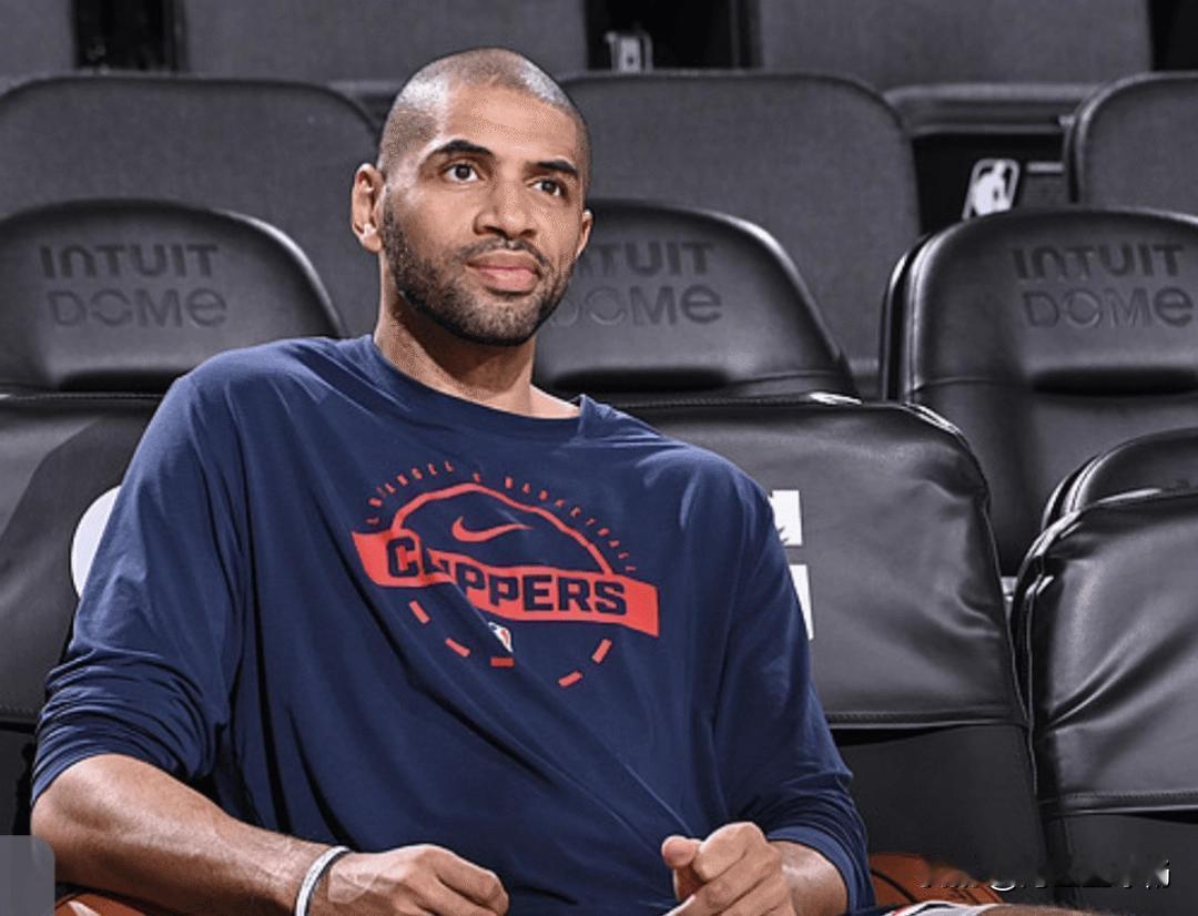 快船球员尼古拉斯-巴图姆的一席坦言，道破快船赛季翻盘的主旨：NBA杯期间彻底忘掉